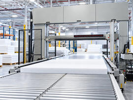 Industrial foam cutting equipment